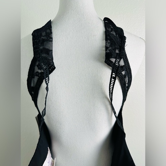 Hayley Paige Occasions Formal Black Halter Maxi Gown Size 12 - Picture 6 of 12